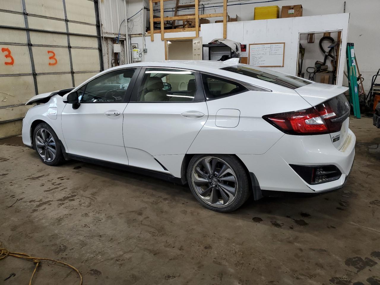 2018 Honda Clarity - Image 2