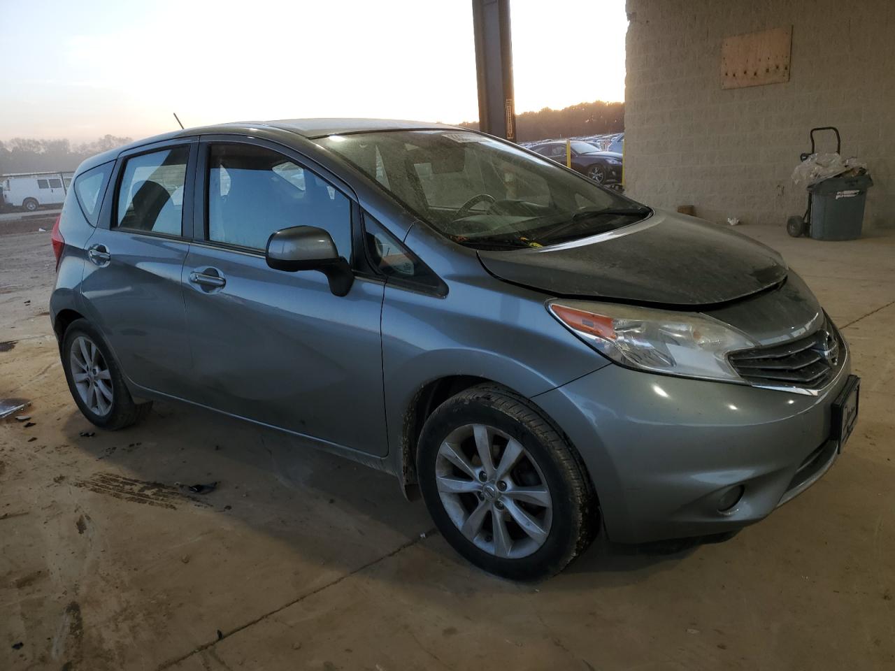 2014 Nissan Versa - Image 4