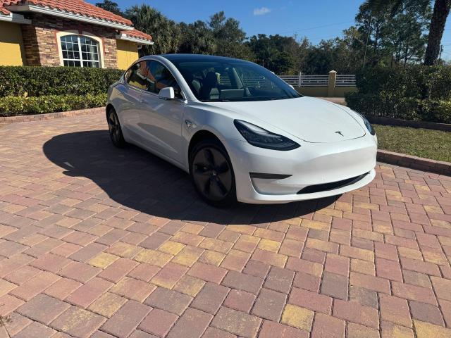  TESLA MODEL 3 2020 Білий