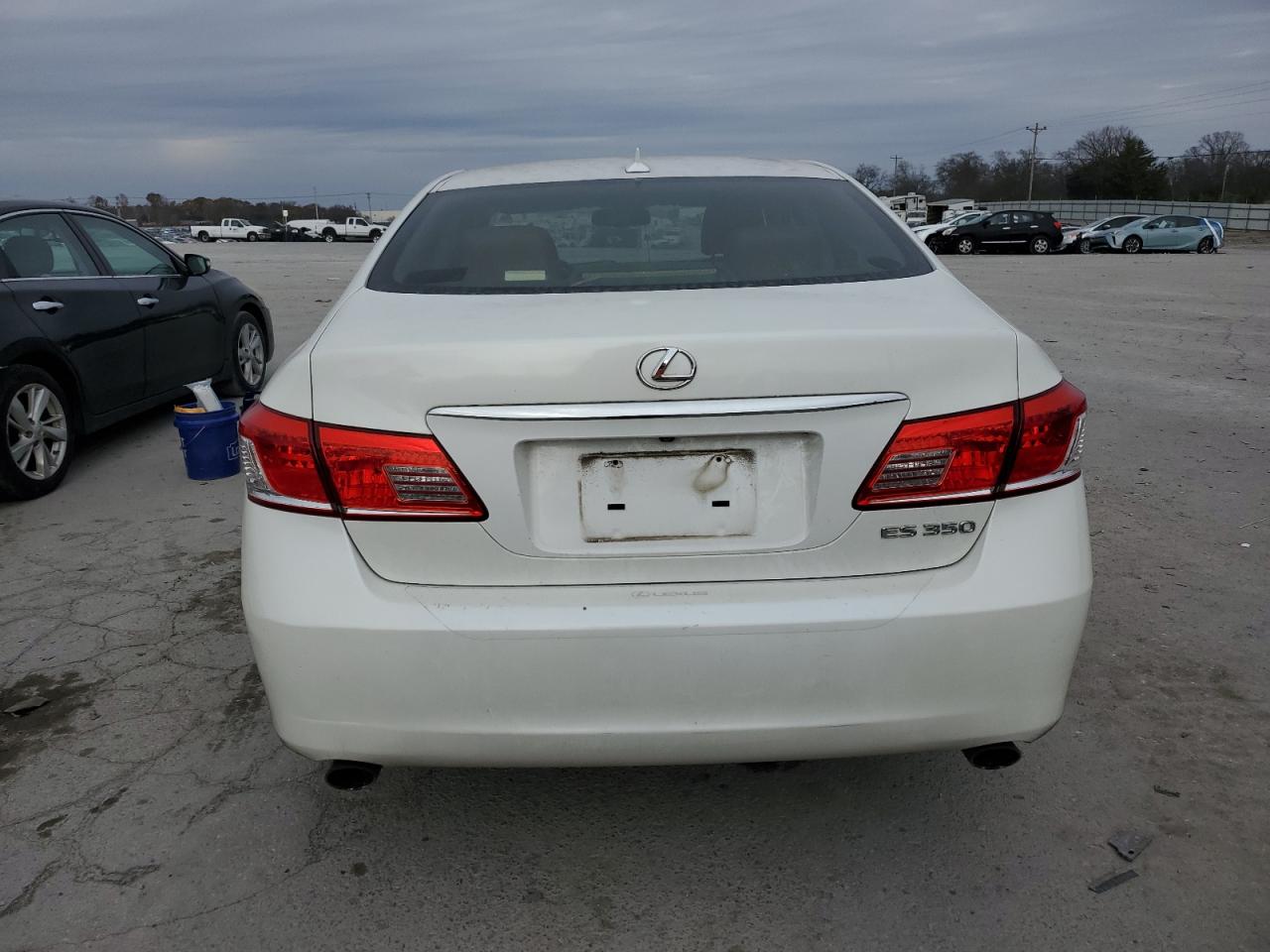 2012 Lexus ES - Image 6