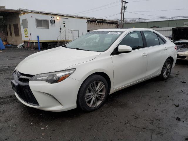  TOYOTA CAMRY 2015 Srebrny