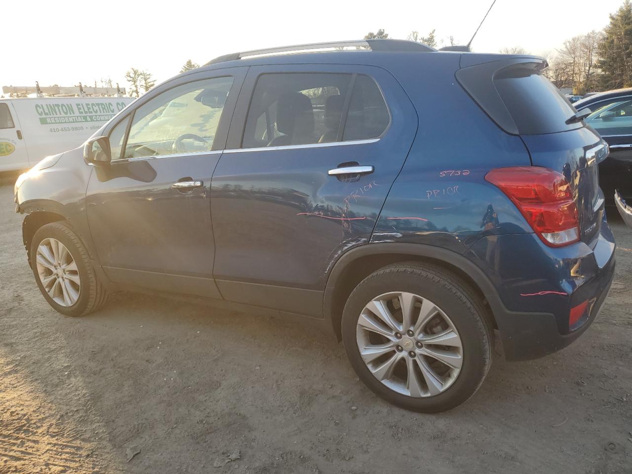 2020 Chevrolet Trax - Image 2