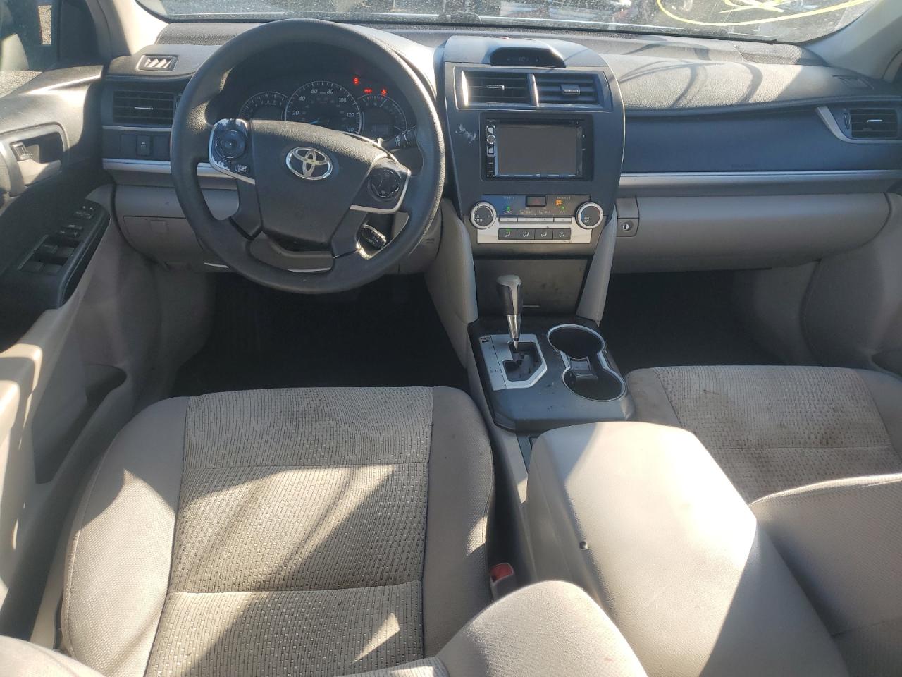 2014 Toyota Camry - Image 8