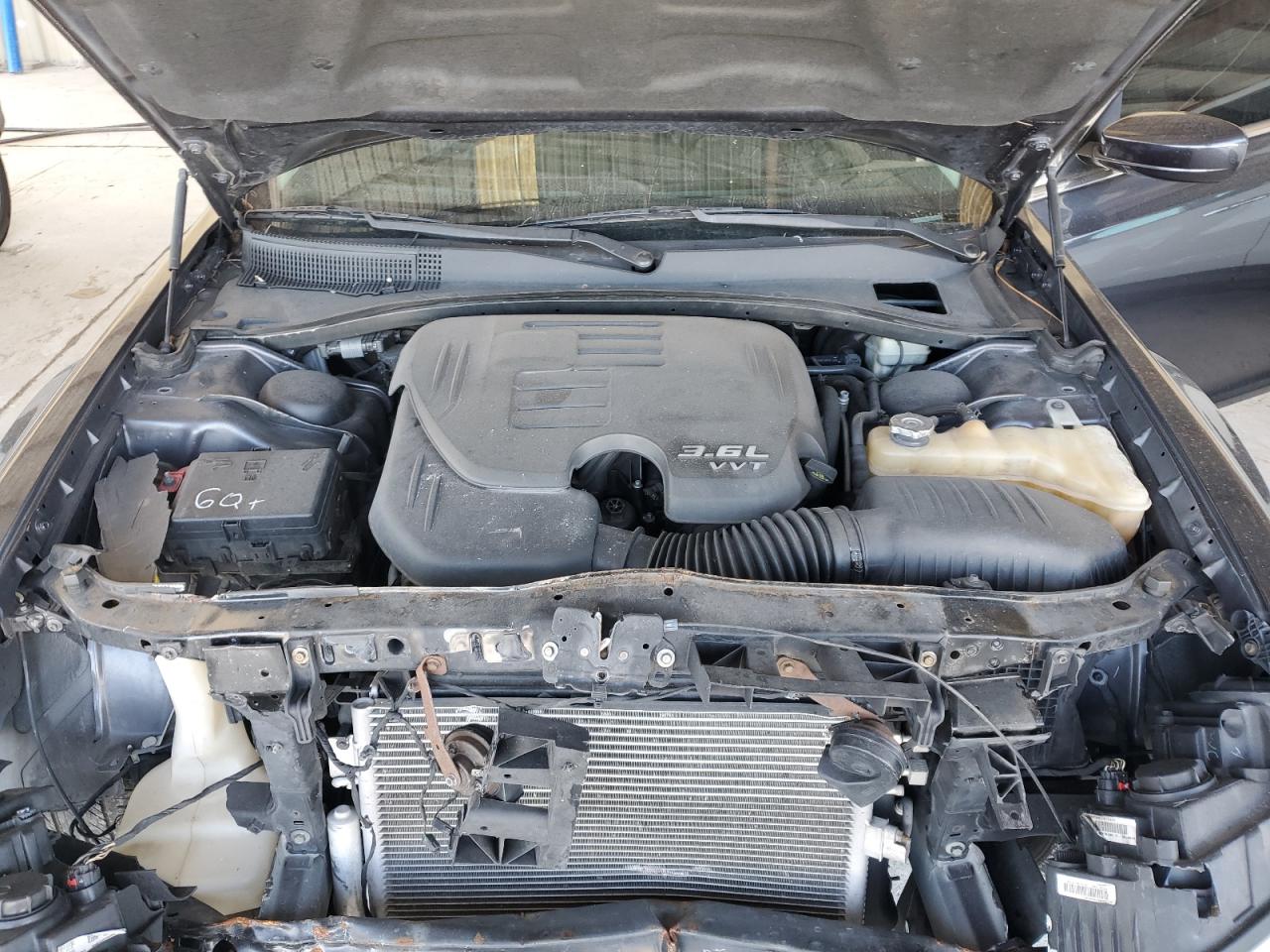 2015 Chrysler 300 - Image 11