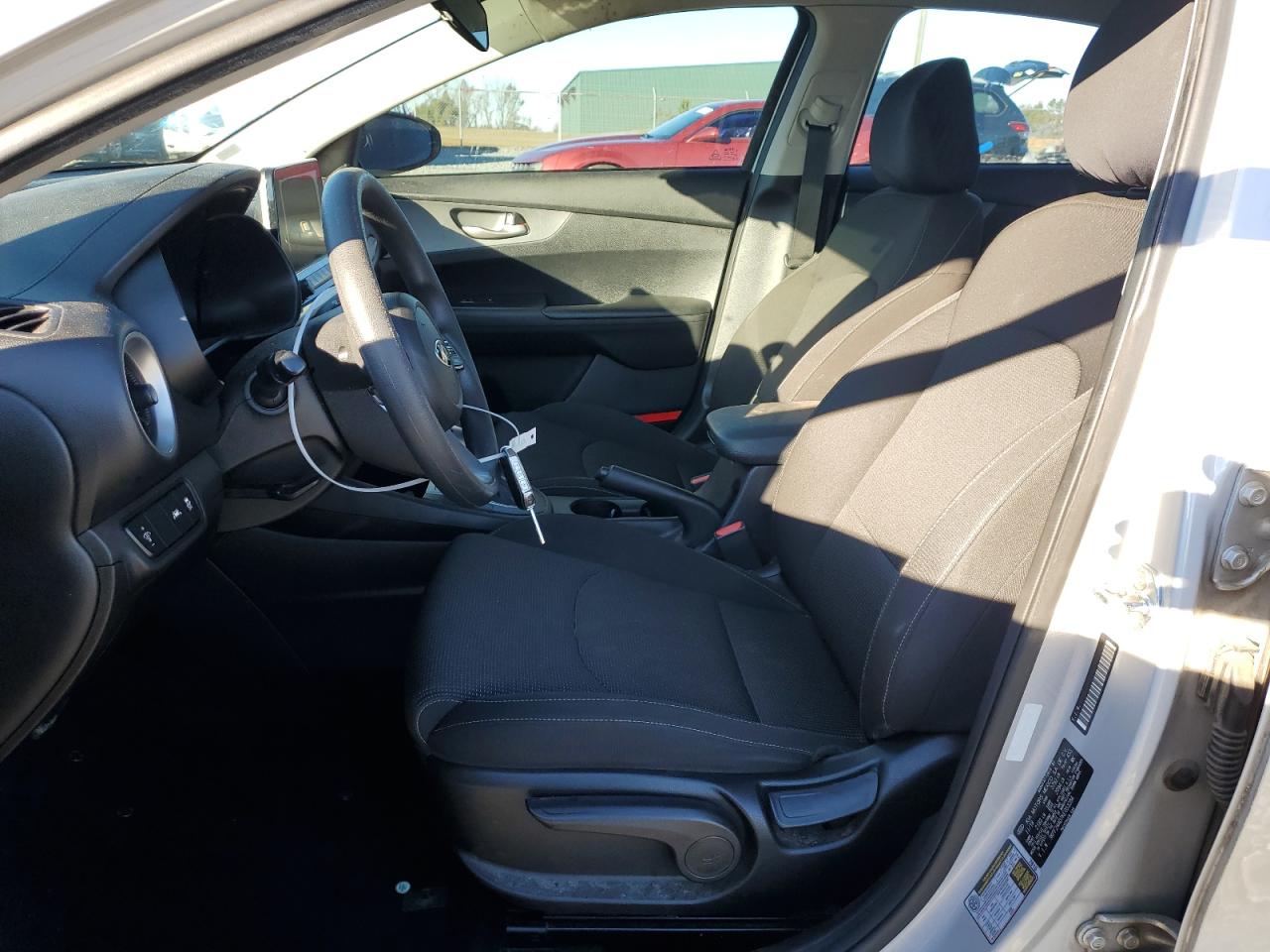 2019 Kia Forte - Image 7