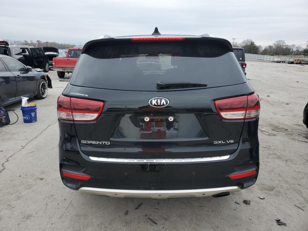 2017 Kia Sorento Sx VIN: 5XYPK4A58HG301261 Lot: 82380024