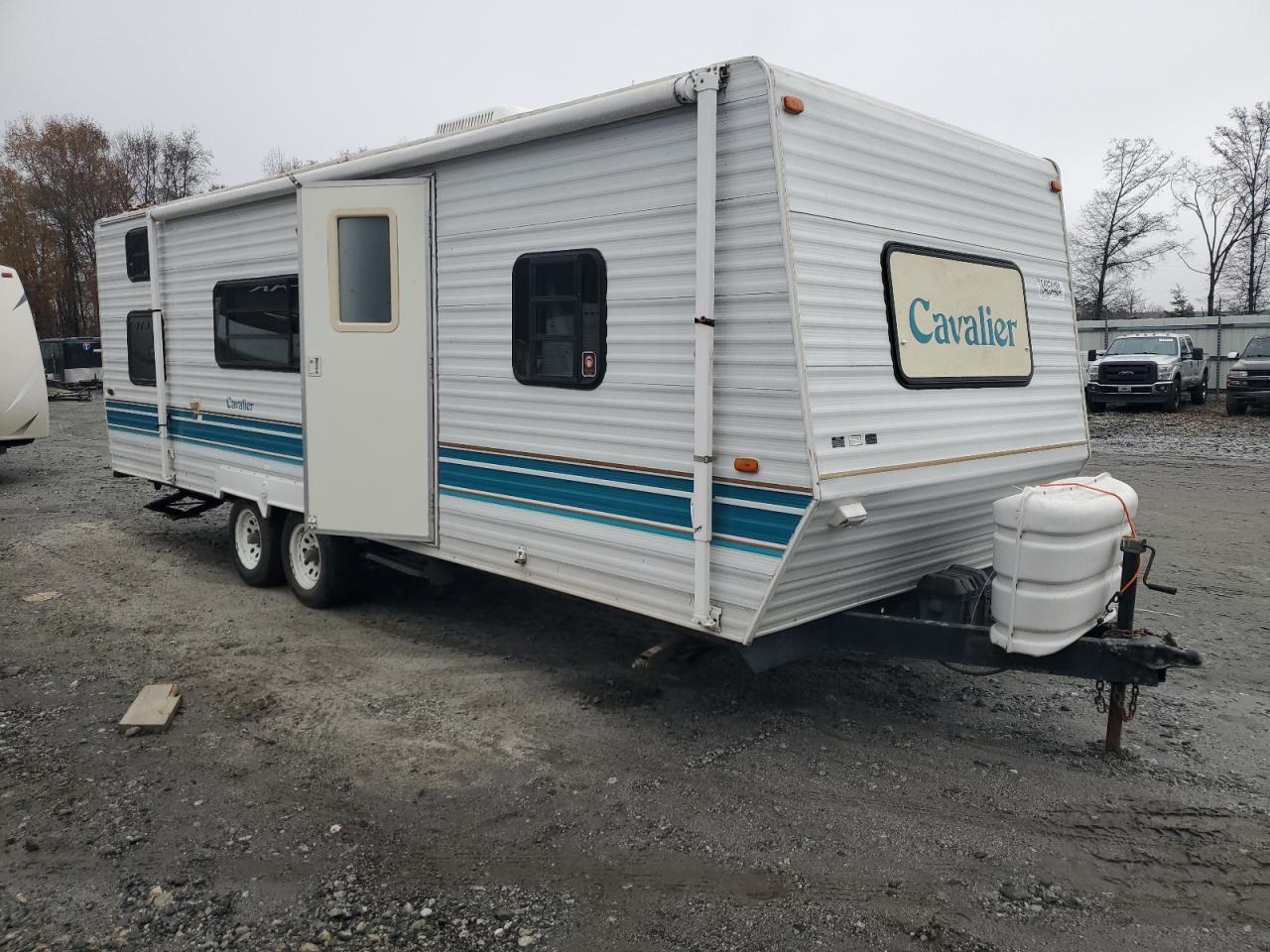 1999 Gulf Stream Cavalier na sprzedaż w Spartanburg, SC - Top/Roof
