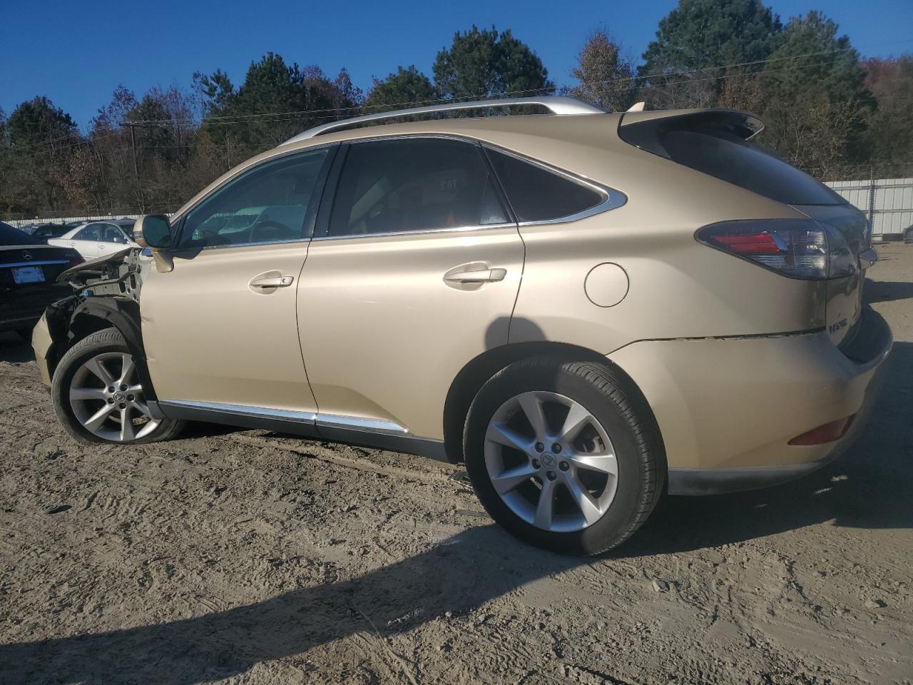 2010 Lexus RX - Image 2