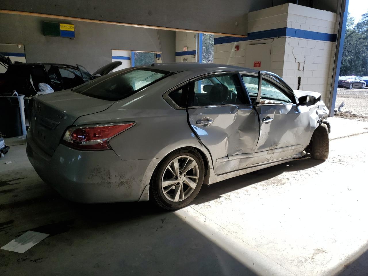 2014 Nissan Altima - Image 3