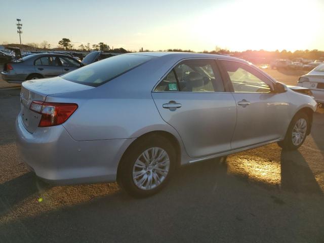  TOYOTA CAMRY 2013 Silver