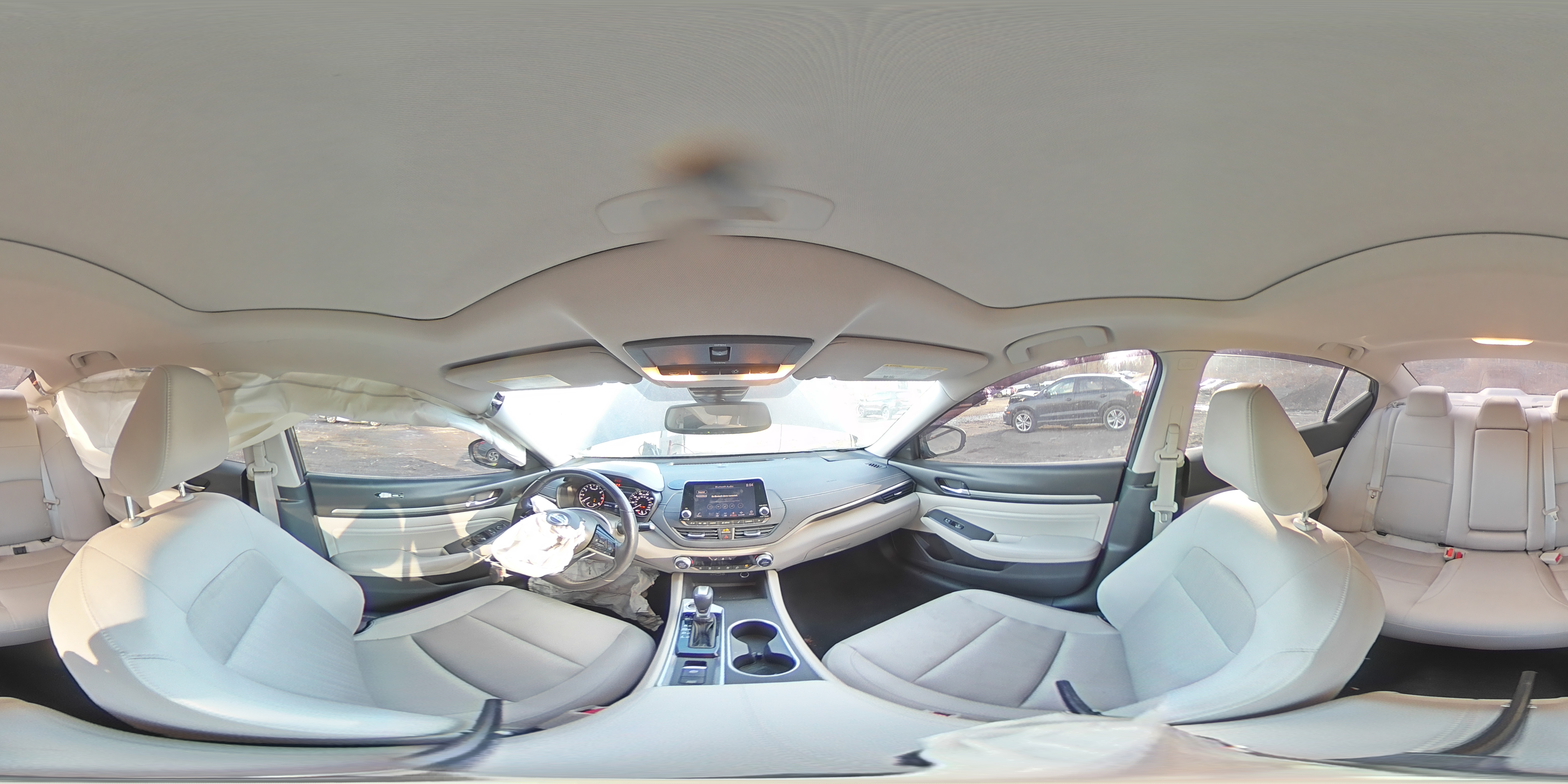 2019 Nissan Altima - Image 13