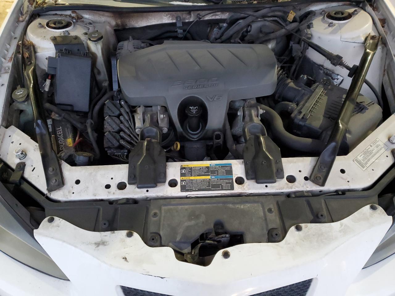2007 Pontiac Grand Prix - Image 11