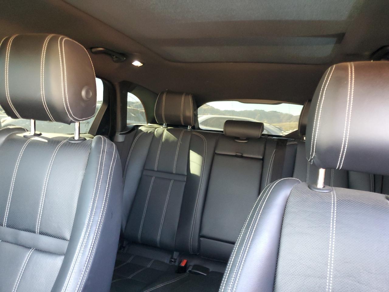 2018 Land Rover Range Rover - Image 10