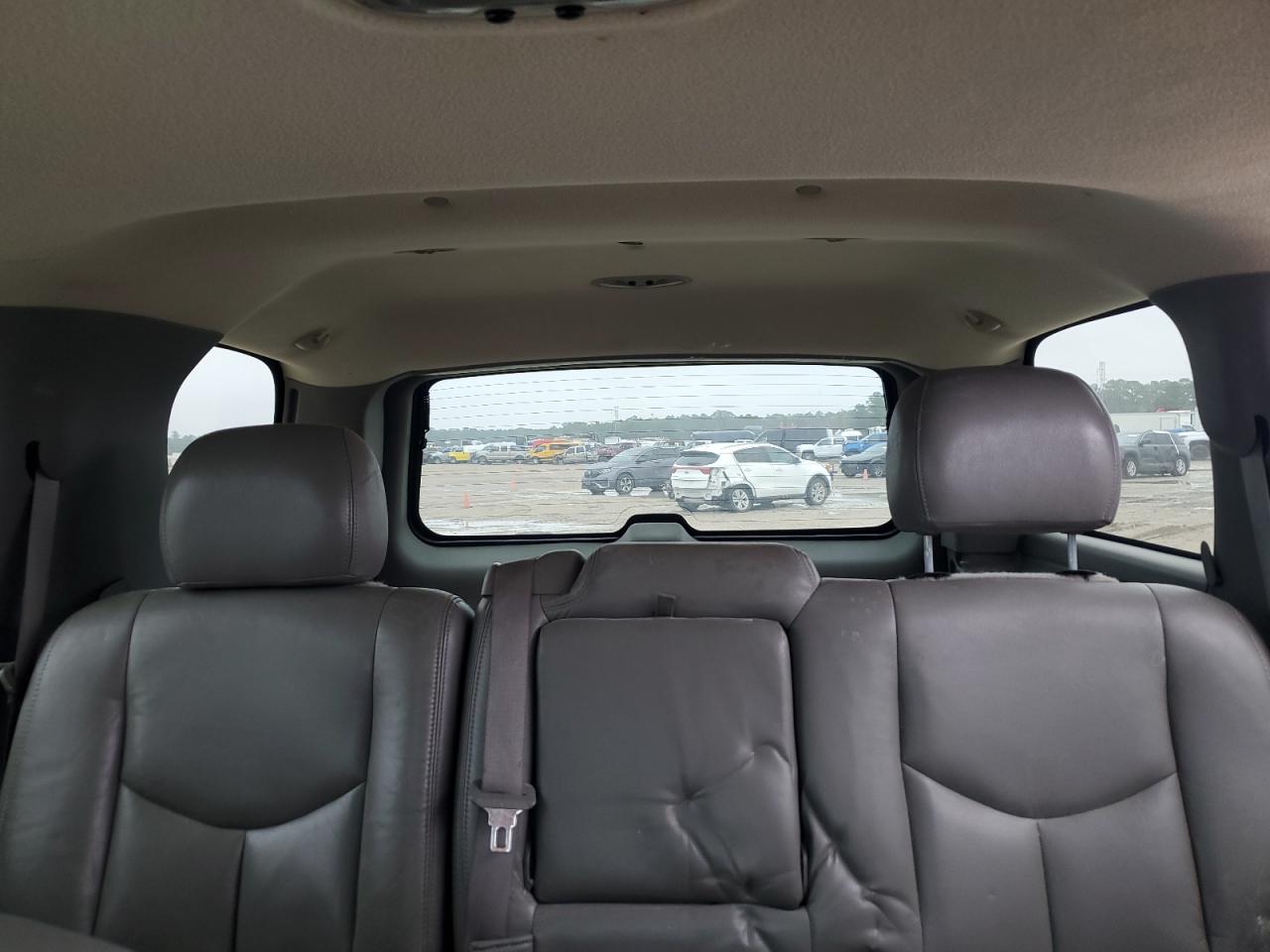 2003 Chevrolet Tahoe K1500 VIN: 1GNEK13Z43R100626 Lot: 83871334