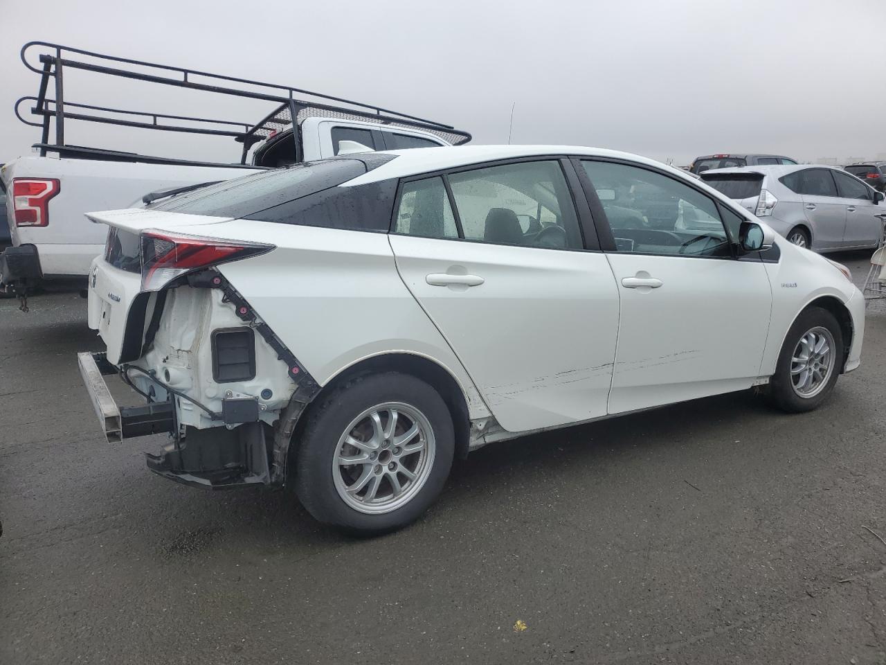 VIN JTDKARFU9G3018154 2016 TOYOTA PRIUS no.3