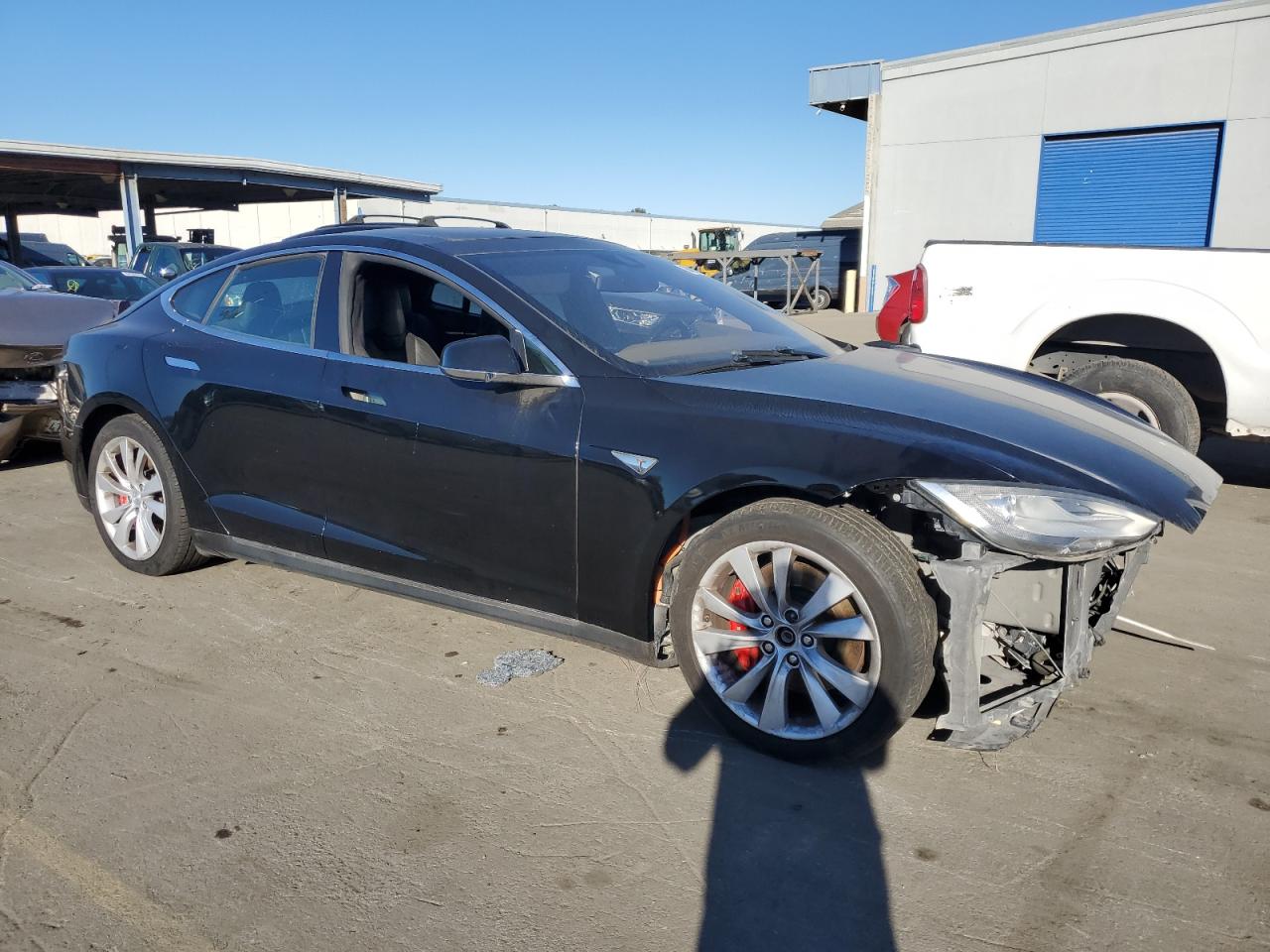 VIN 5YJSA1E4XFF119675 2015 TESLA MODEL S no.4