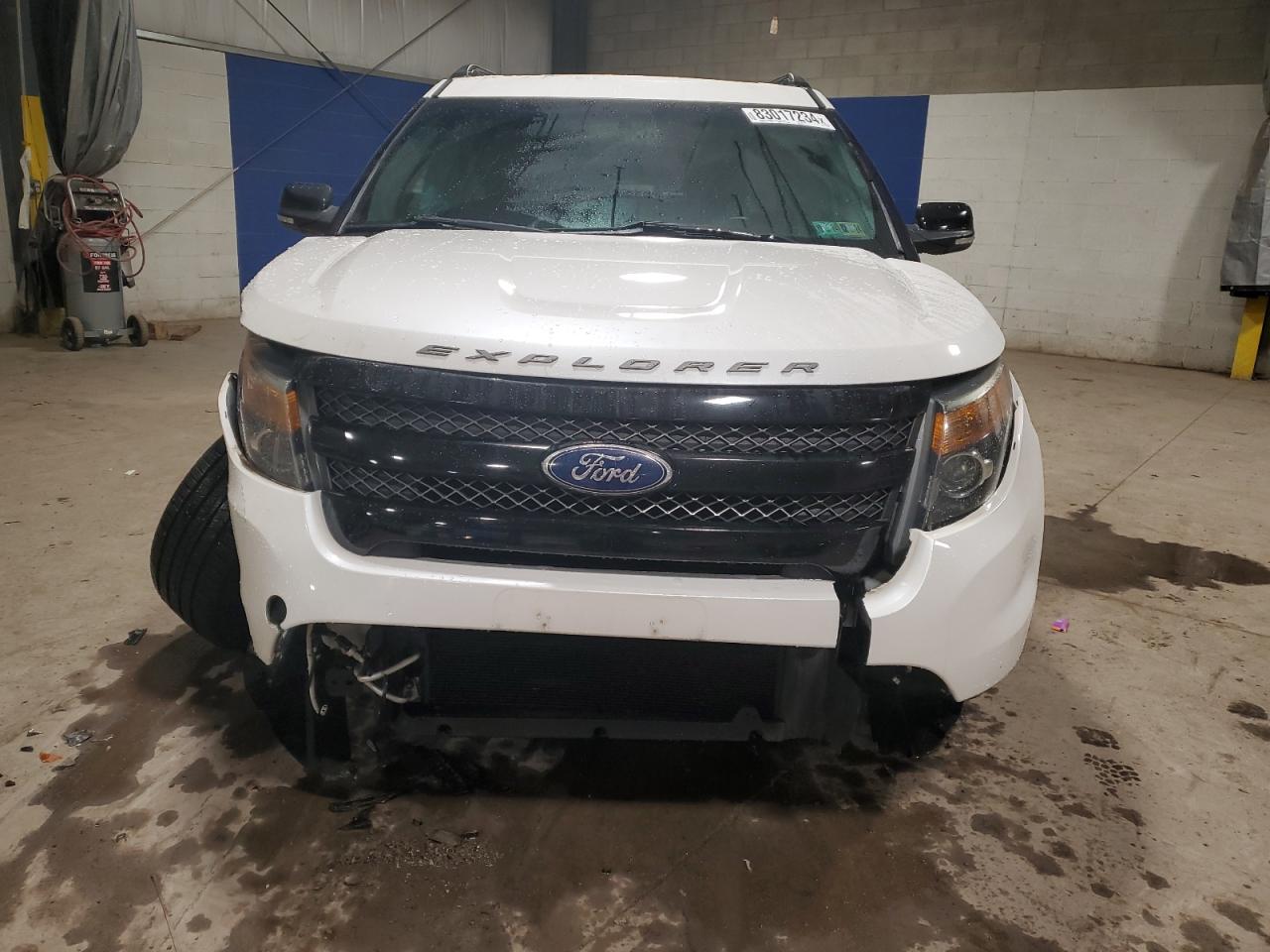 2014 Ford Explorer - Image 5