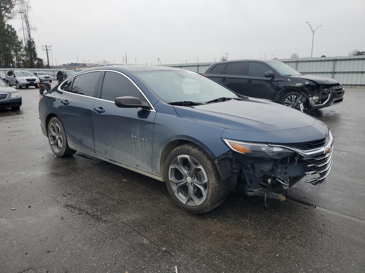 2020 Chevrolet Malibu - Image 4