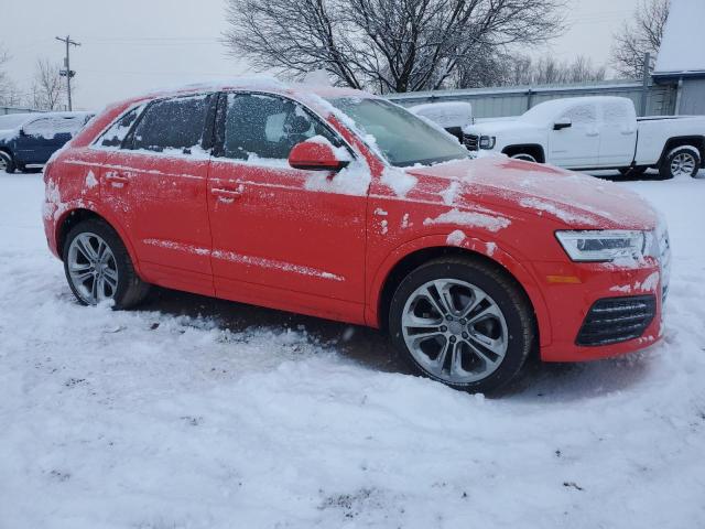 Parquets AUDI Q3 2016 Czerwony