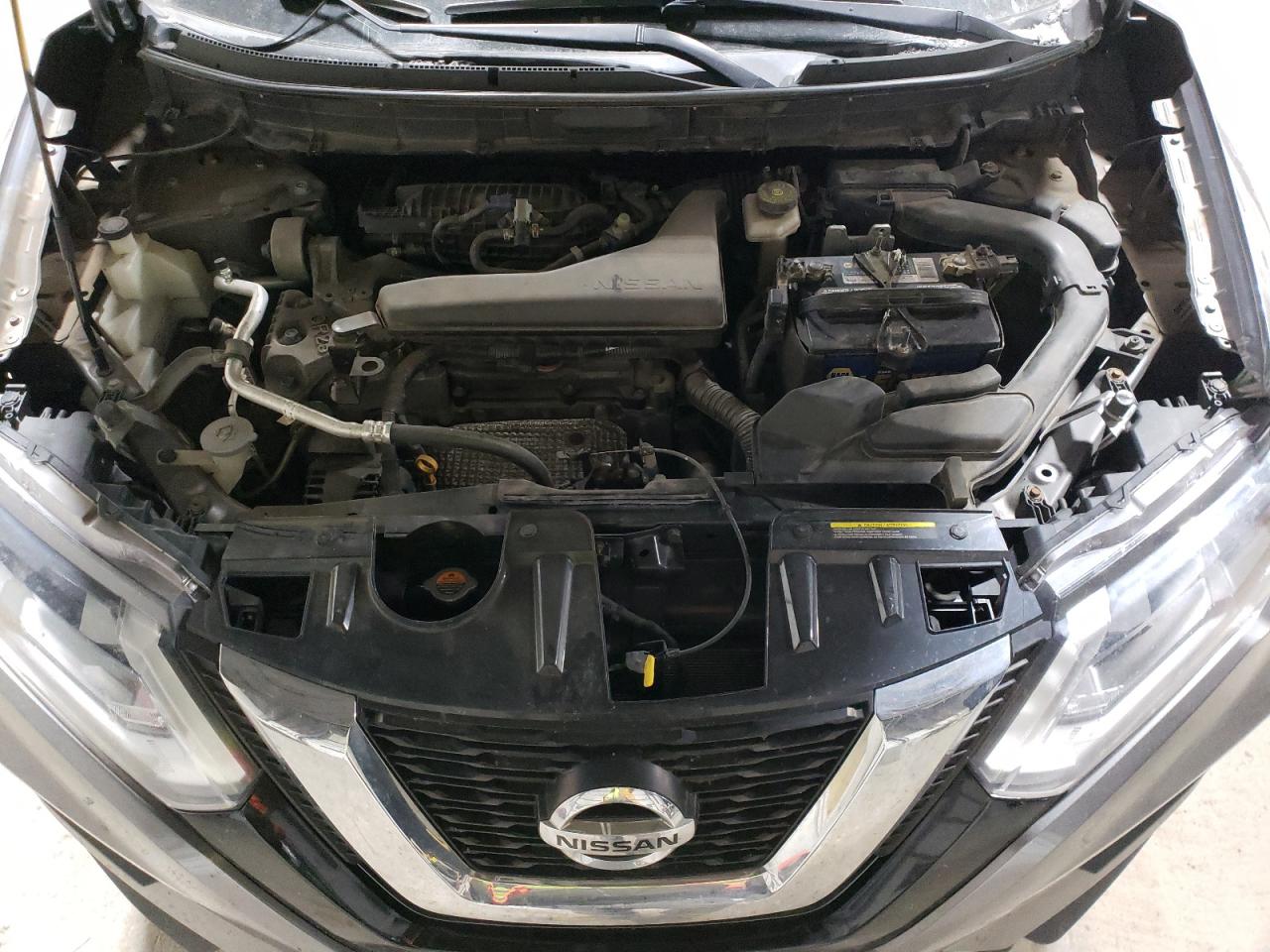 2017 Nissan Rogue - Image 12