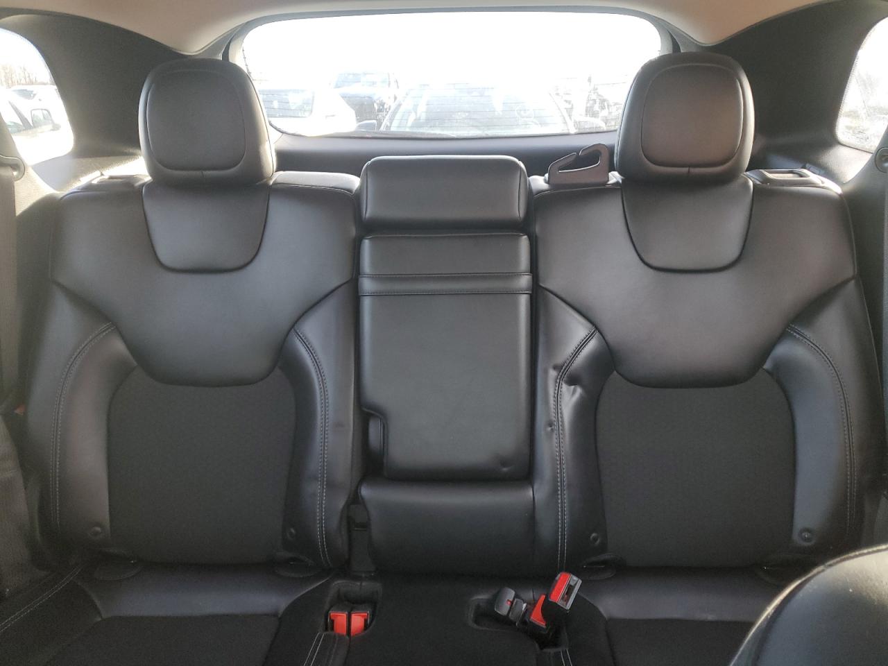2019 Jeep Grand Cherokee - Image 10
