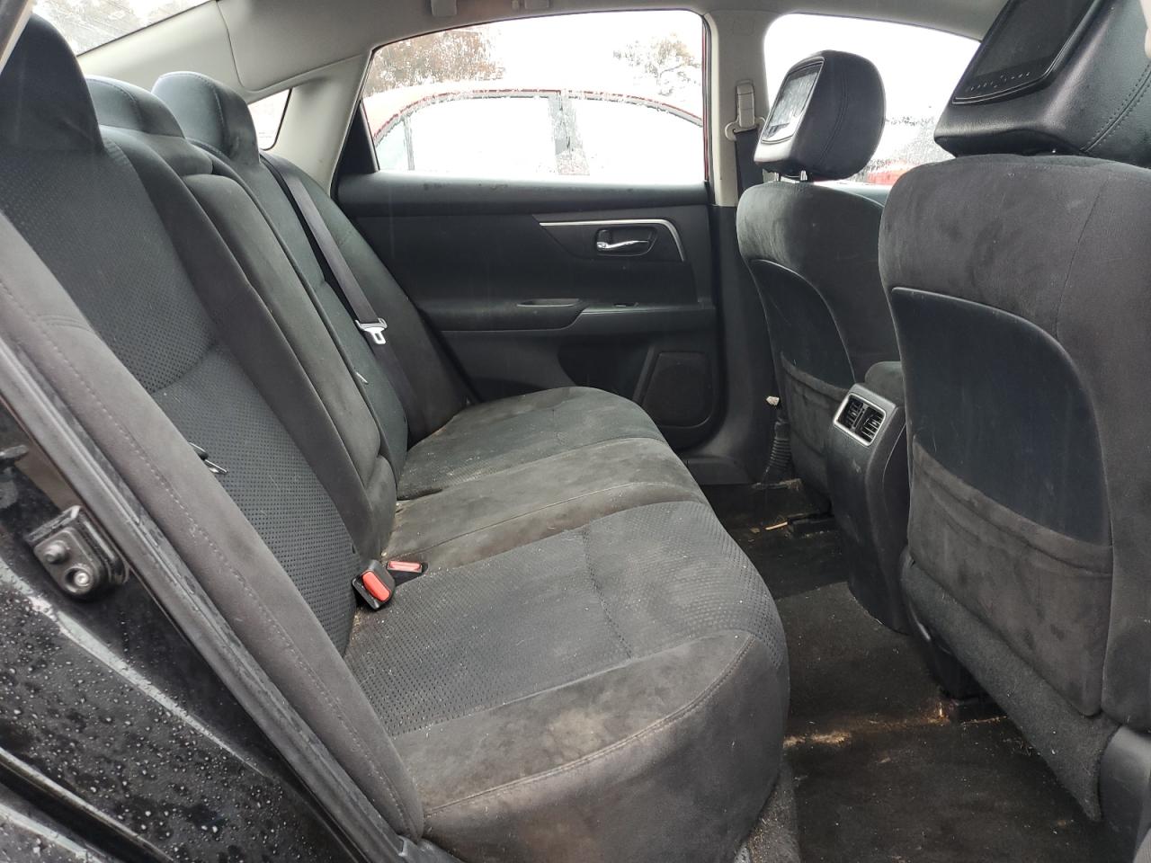 2015 Nissan Altima - Image 10