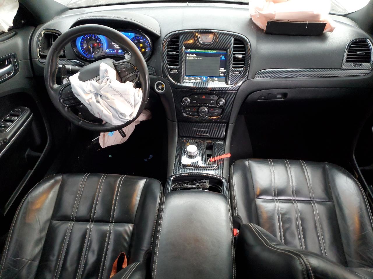 2020 Chrysler 300 - Image 8