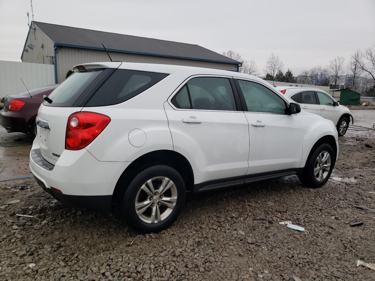 VIN 1GNALAEK8FZ141938 2015 CHEVROLET EQUINOX no.3