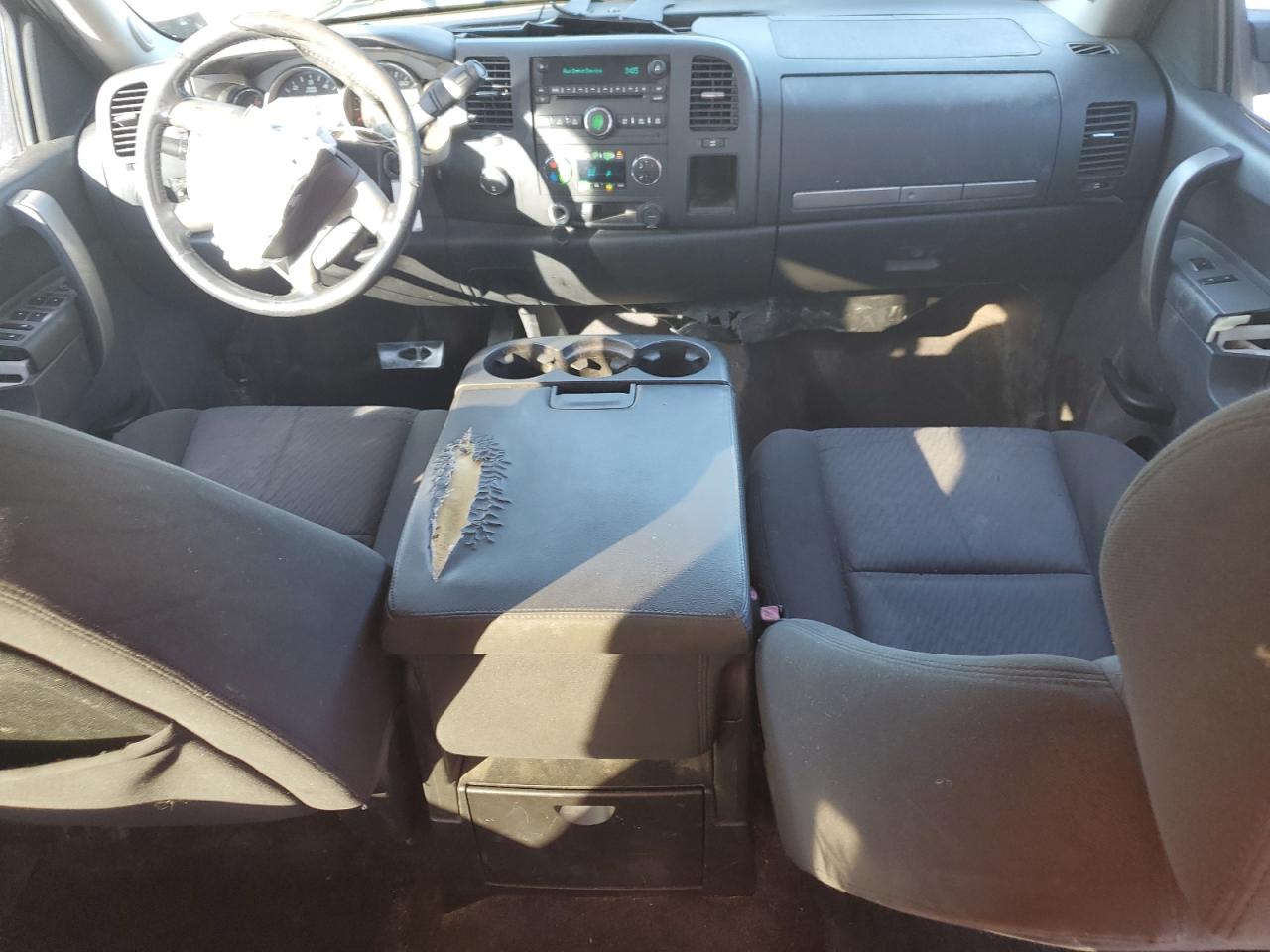 2012 Chevrolet Silverado - Image 8