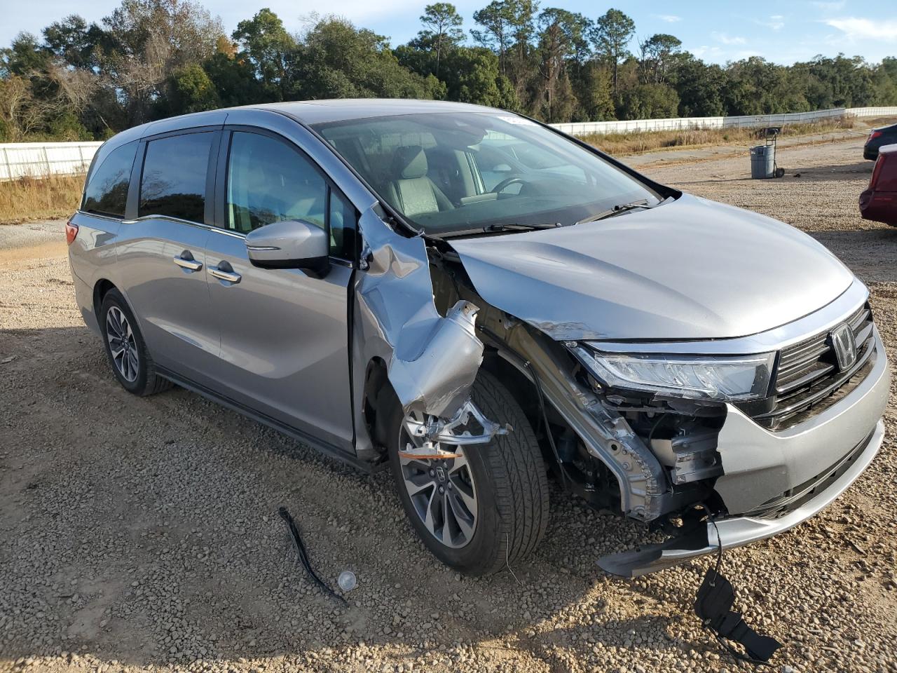 2022 Honda Odyssey - Image 4
