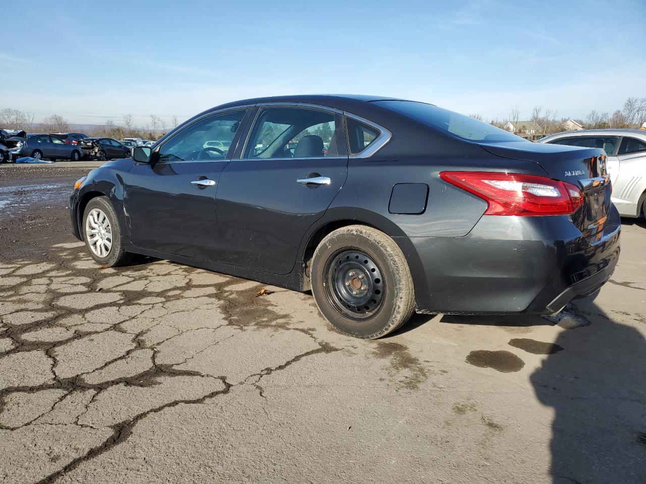 VIN 1N4AL3AP0HN366053 2017 NISSAN ALTIMA no.2