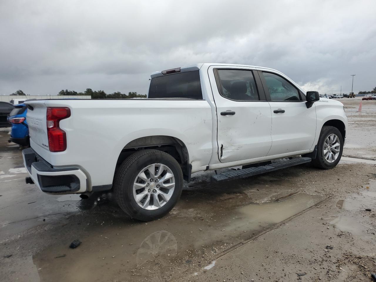 2023 Chevrolet Silverado - Image 3