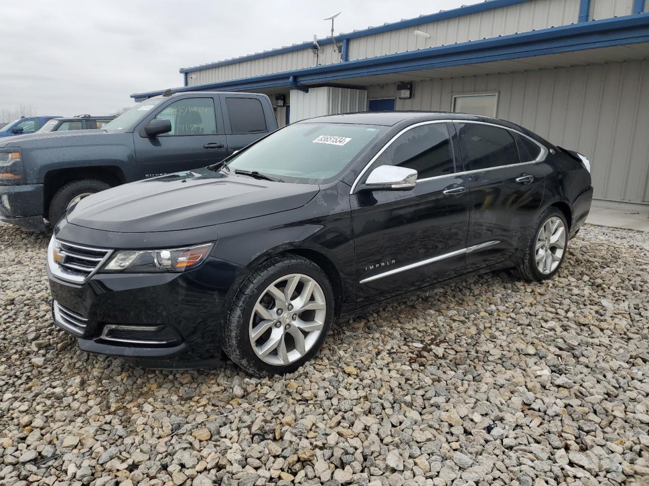 VIN 1G1125S3XJU120992 2018 CHEVROLET IMPALA no.1