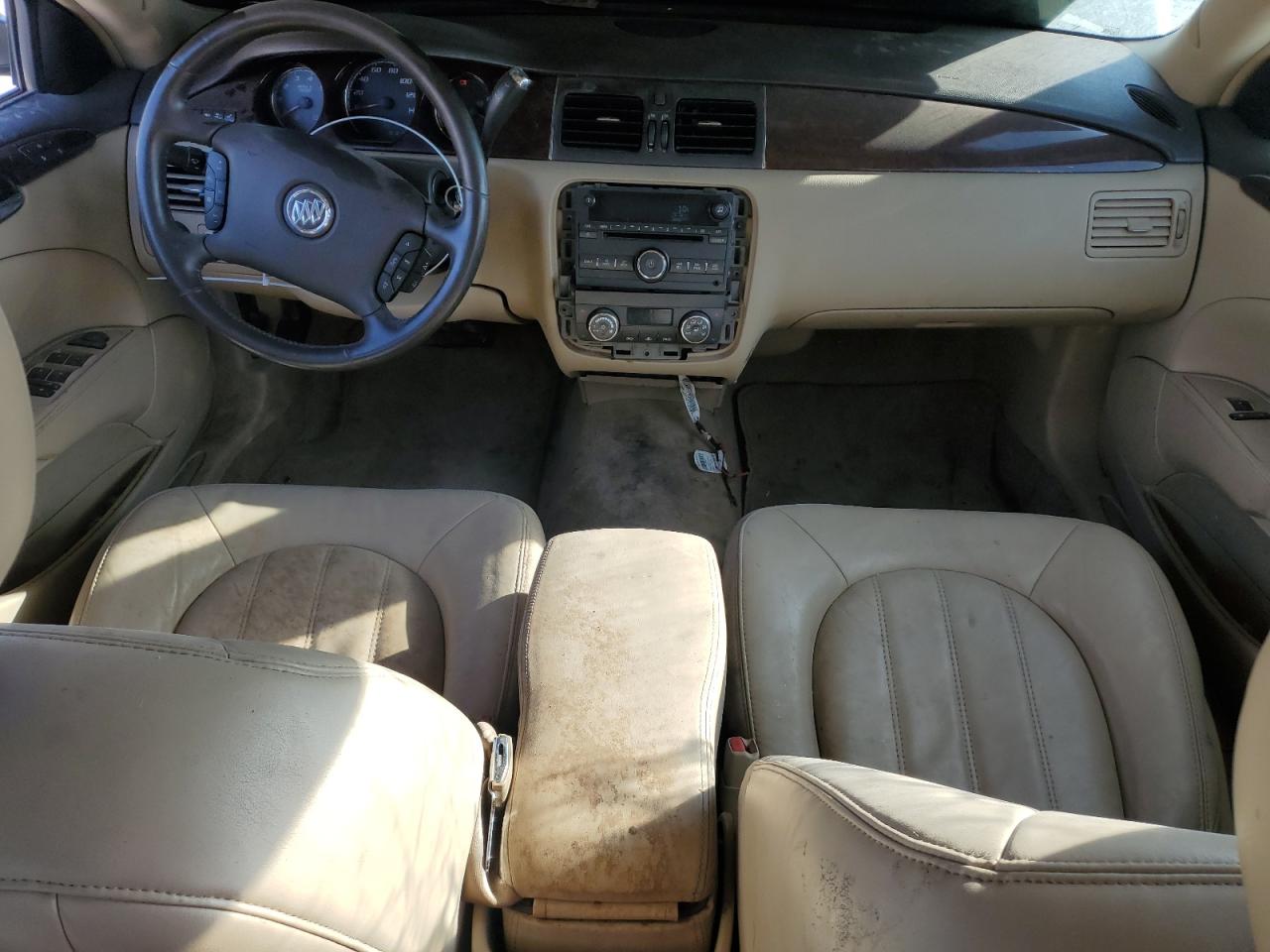 2011 Buick Lucerne - Image 8