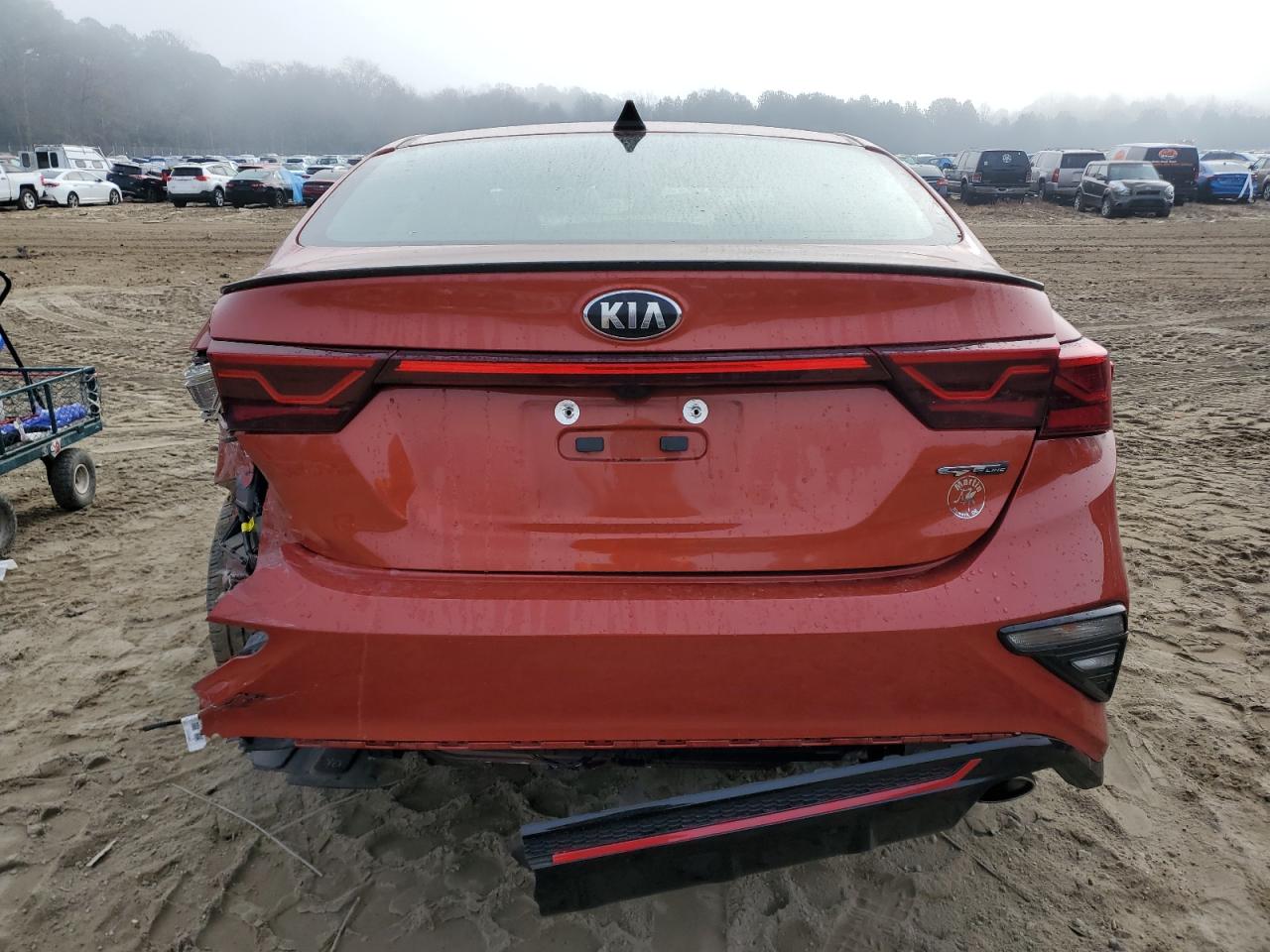 2021 Kia Forte - Image 6