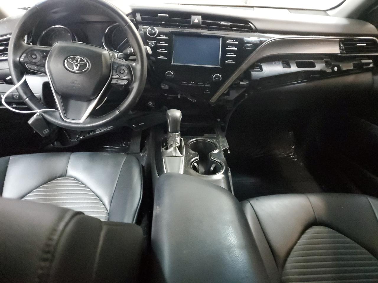 VIN 4T1B11HK2KU262563 2019 TOYOTA CAMRY no.8