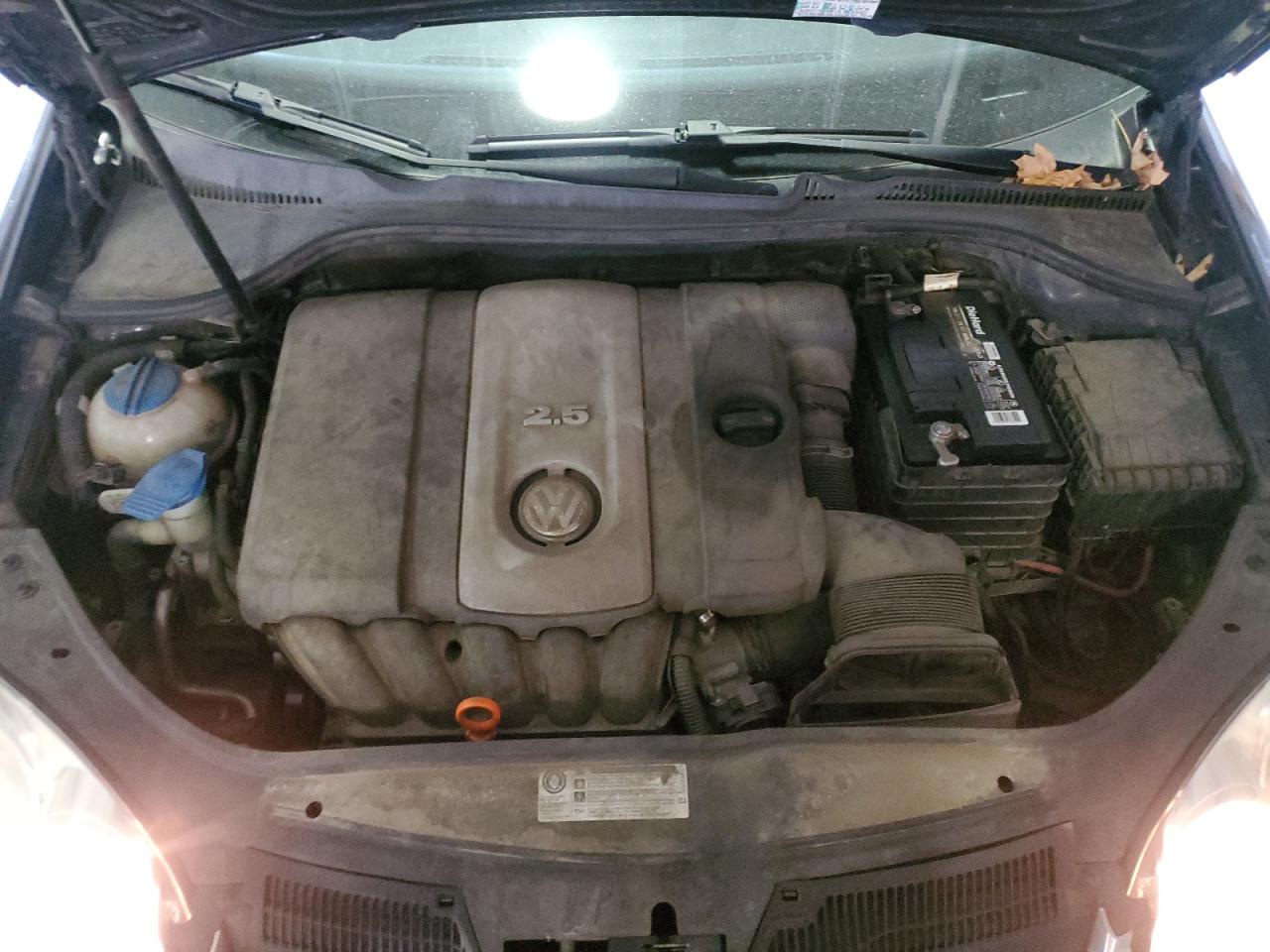 2009 Volkswagen Jetta - Image 11