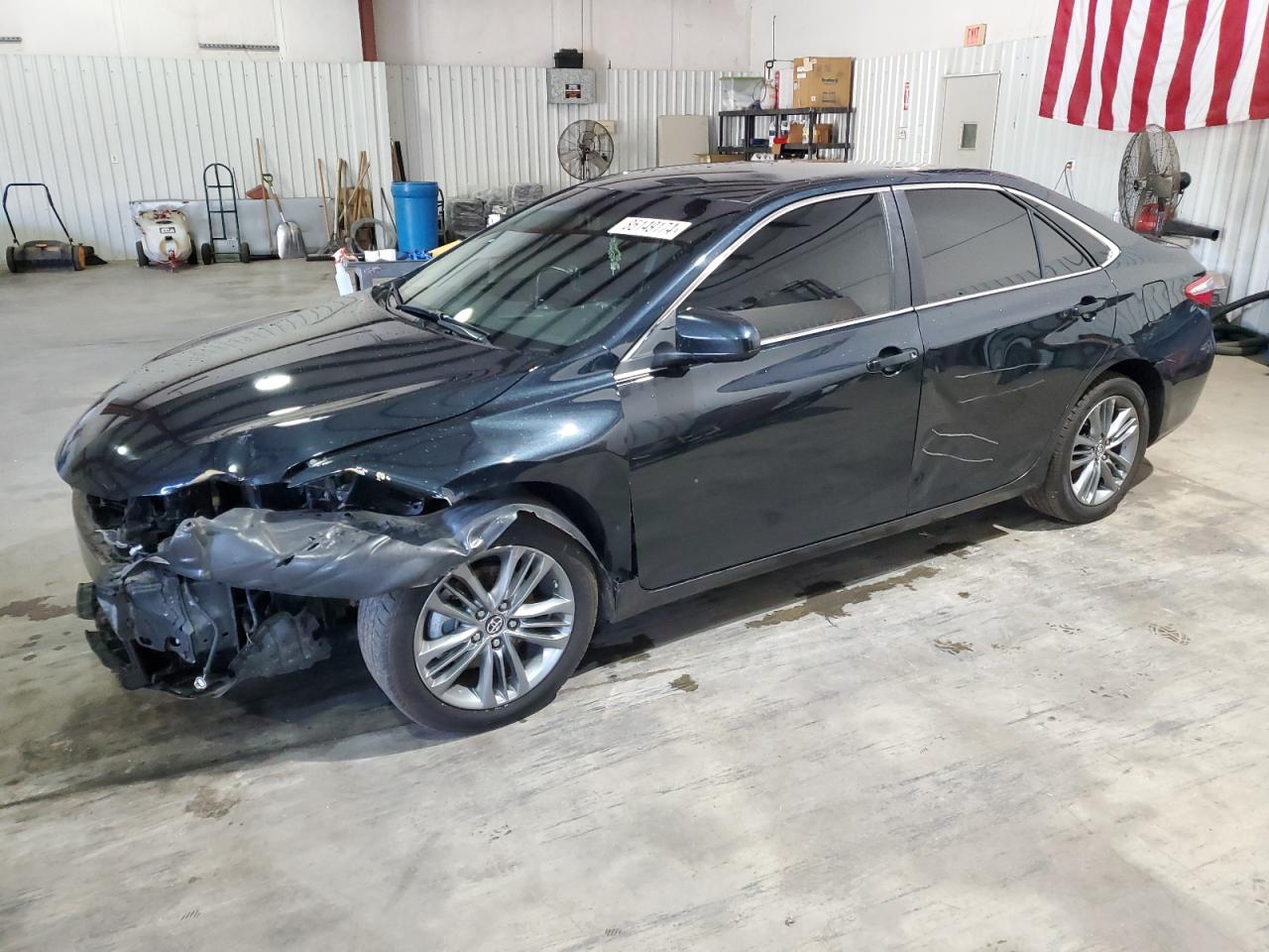 VIN 4T1BF1FK9HU453183 2017 TOYOTA CAMRY no.1