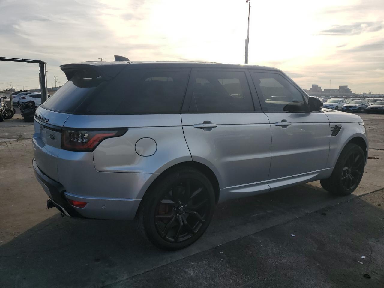 2019 Land Rover Range Rover - Image 3