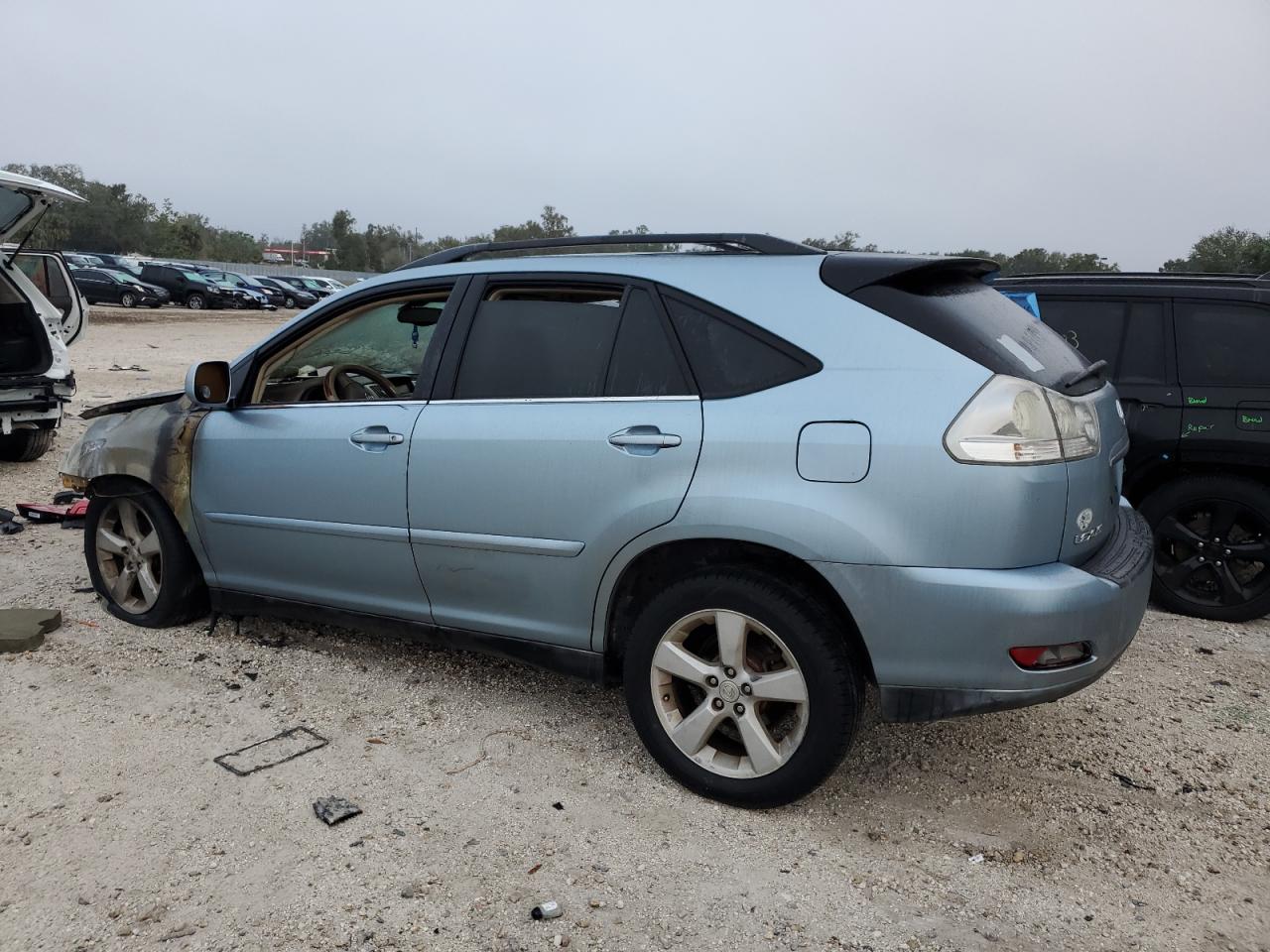 2004 Lexus RX - Image 2