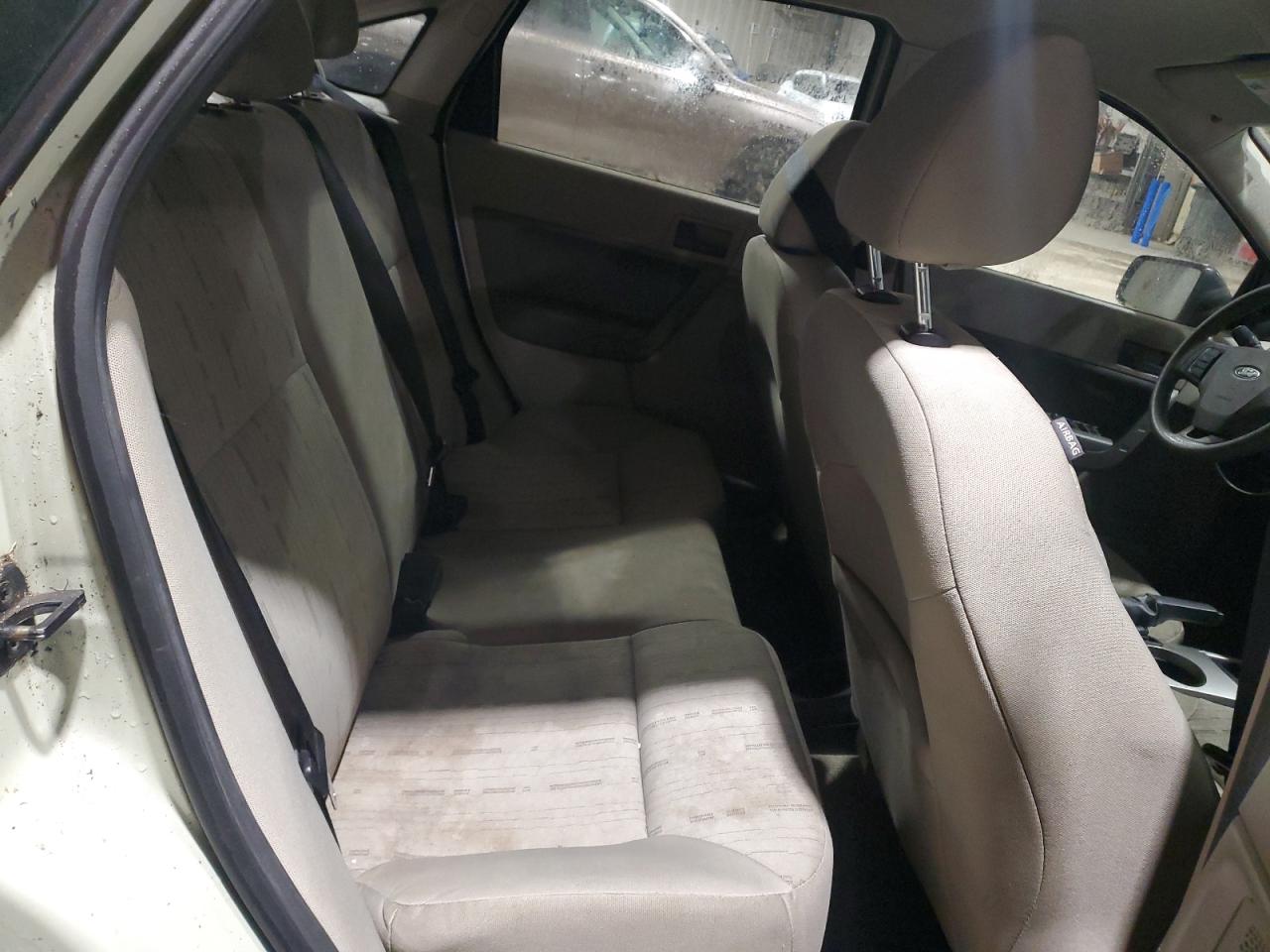 2011 Ford Focus - Image 10
