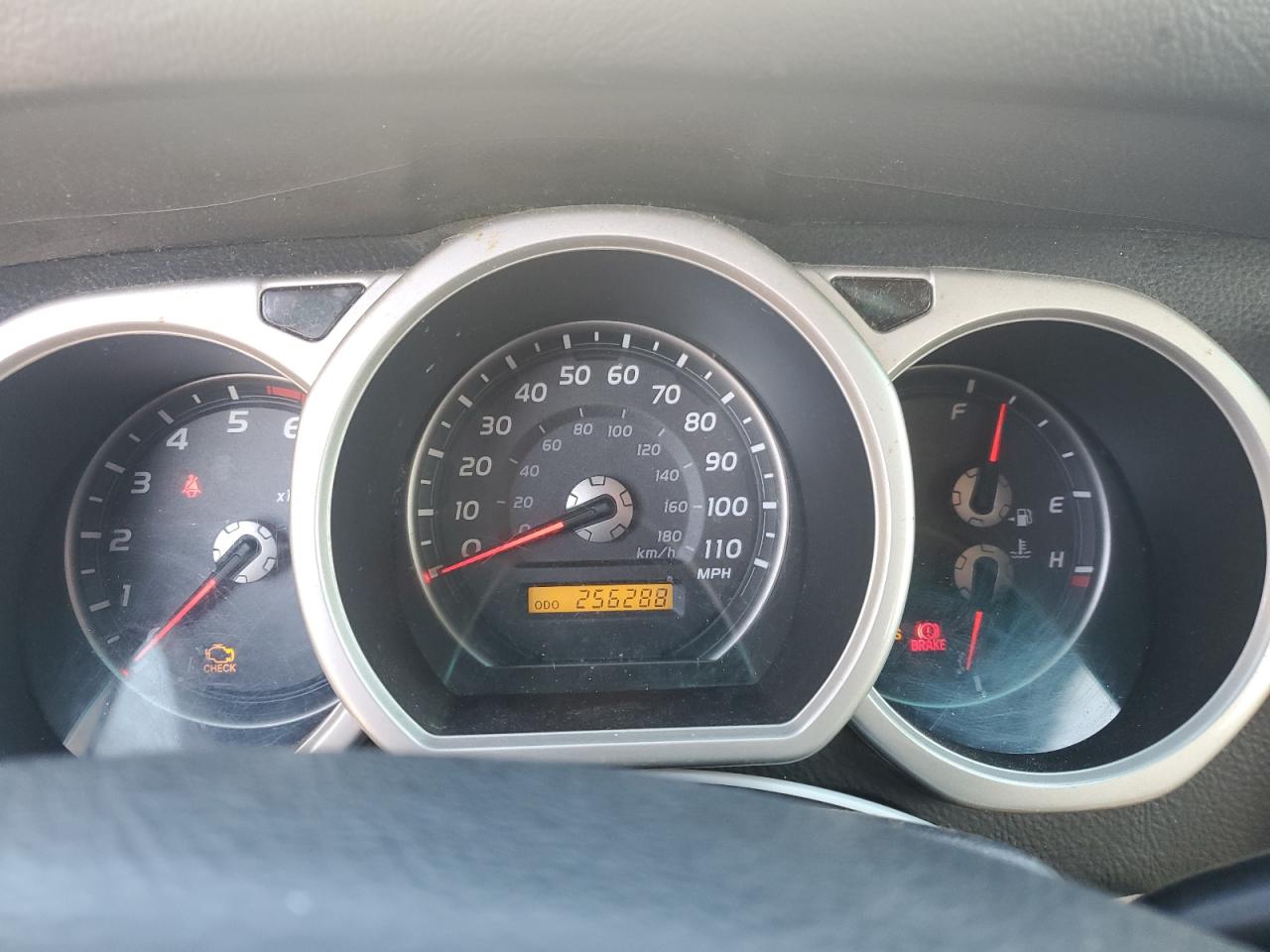 2003 Toyota 4Runner - Image 9