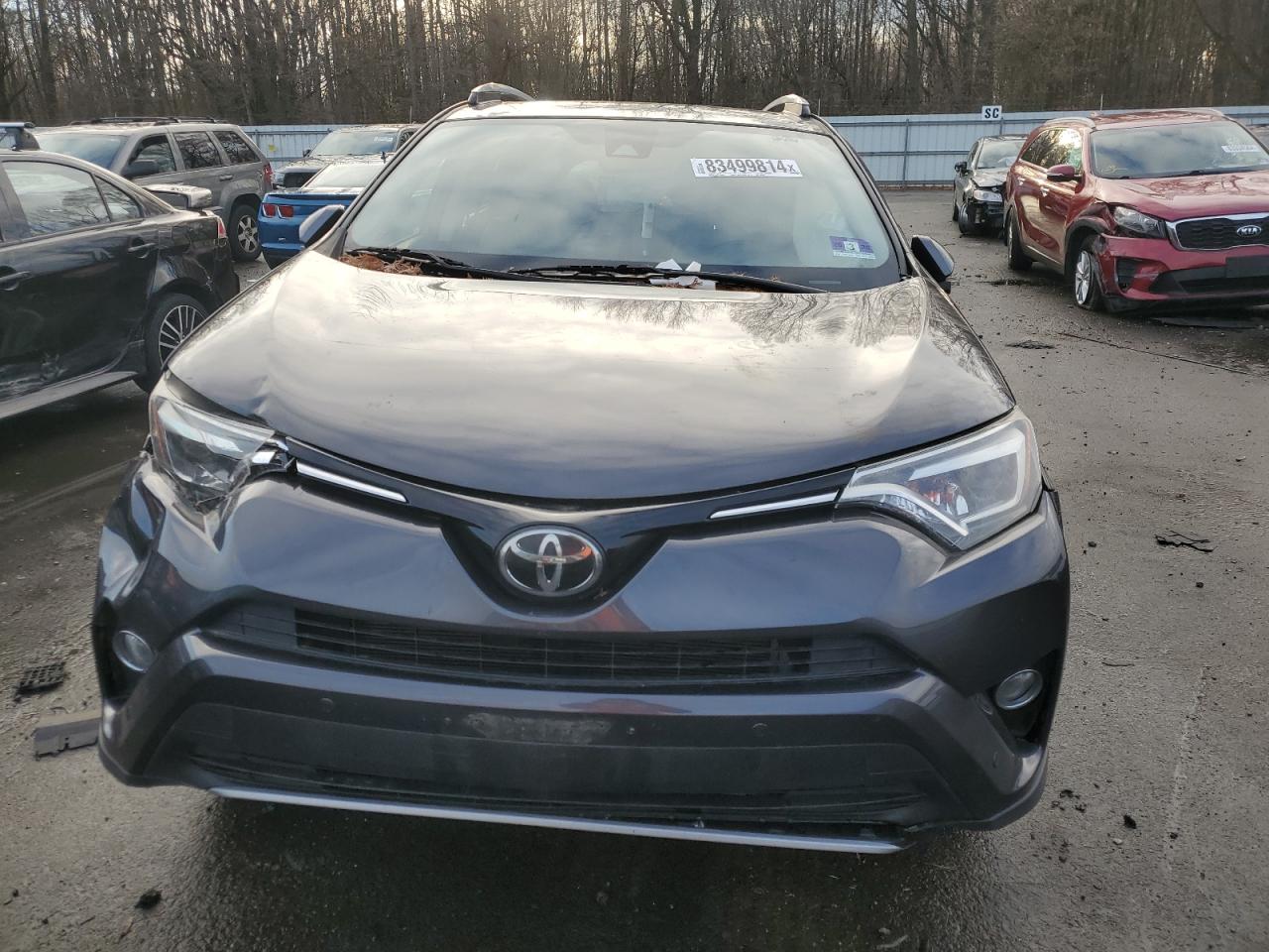 2017 Toyota RAV 4 - Image 5