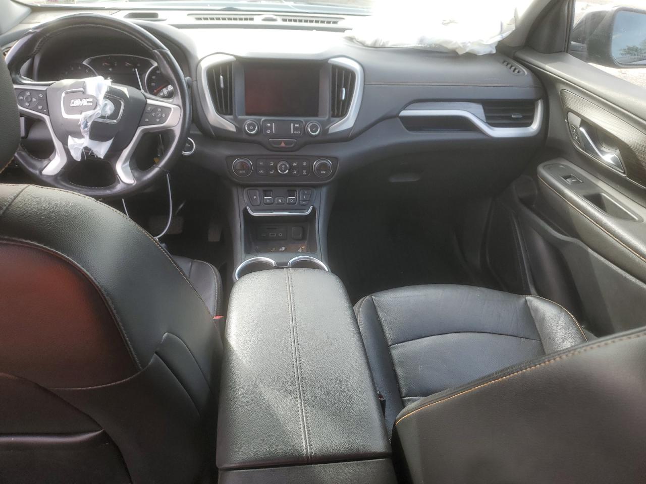 2020 GMC Terrain - Image 8