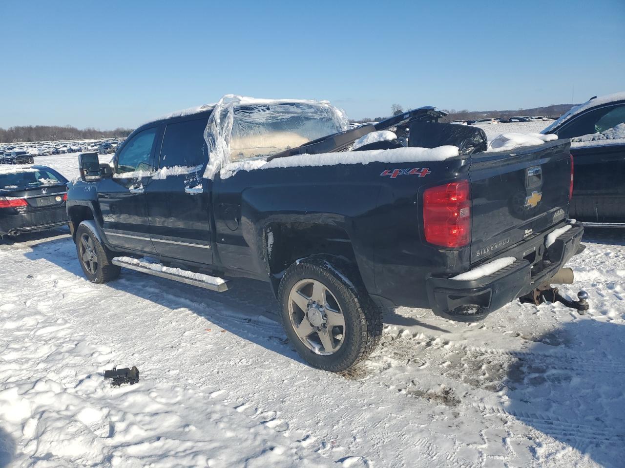 2015 Chevrolet Silverado - Image 2