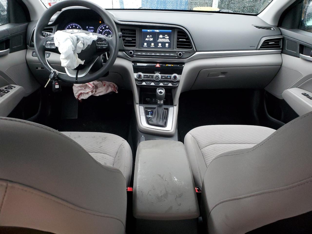 2020 Hyundai Elantra - Image 8