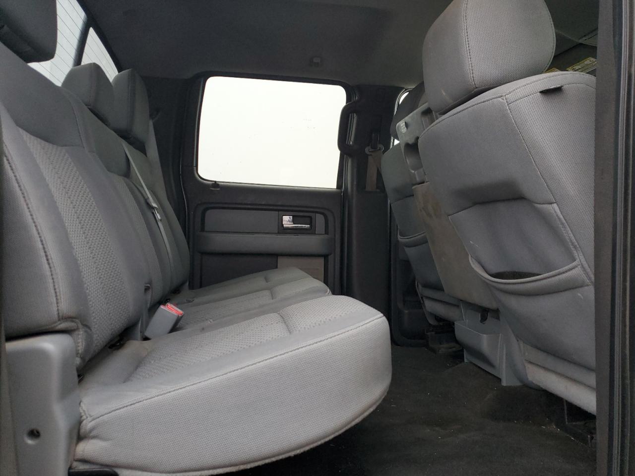 2013 Ford F-150 - Image 10