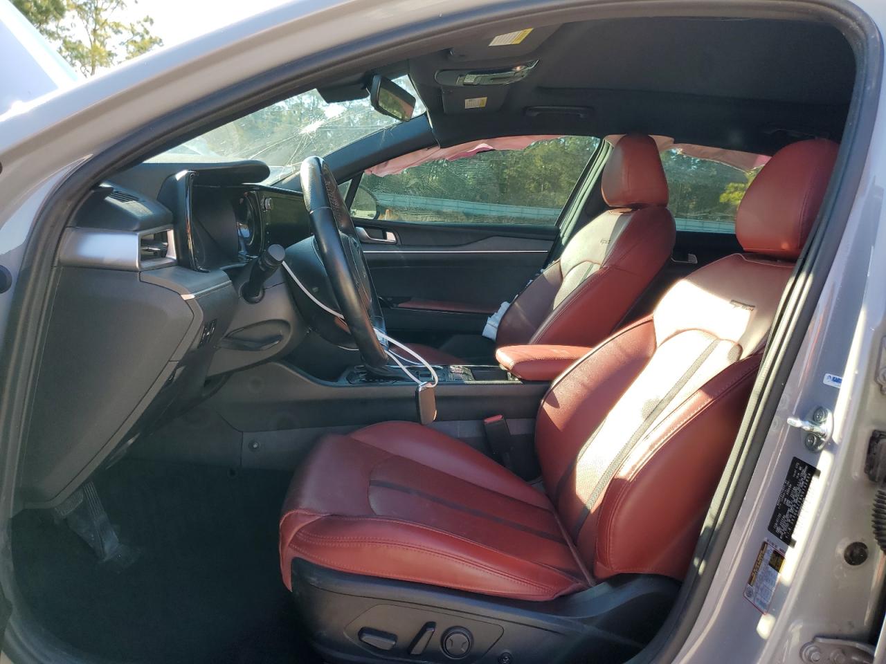 2022 Kia K5 - Image 7
