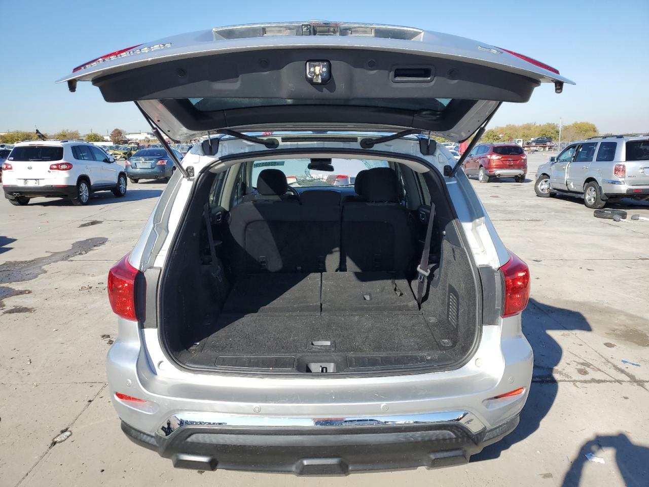 2019 Nissan Pathfinder - Image 6