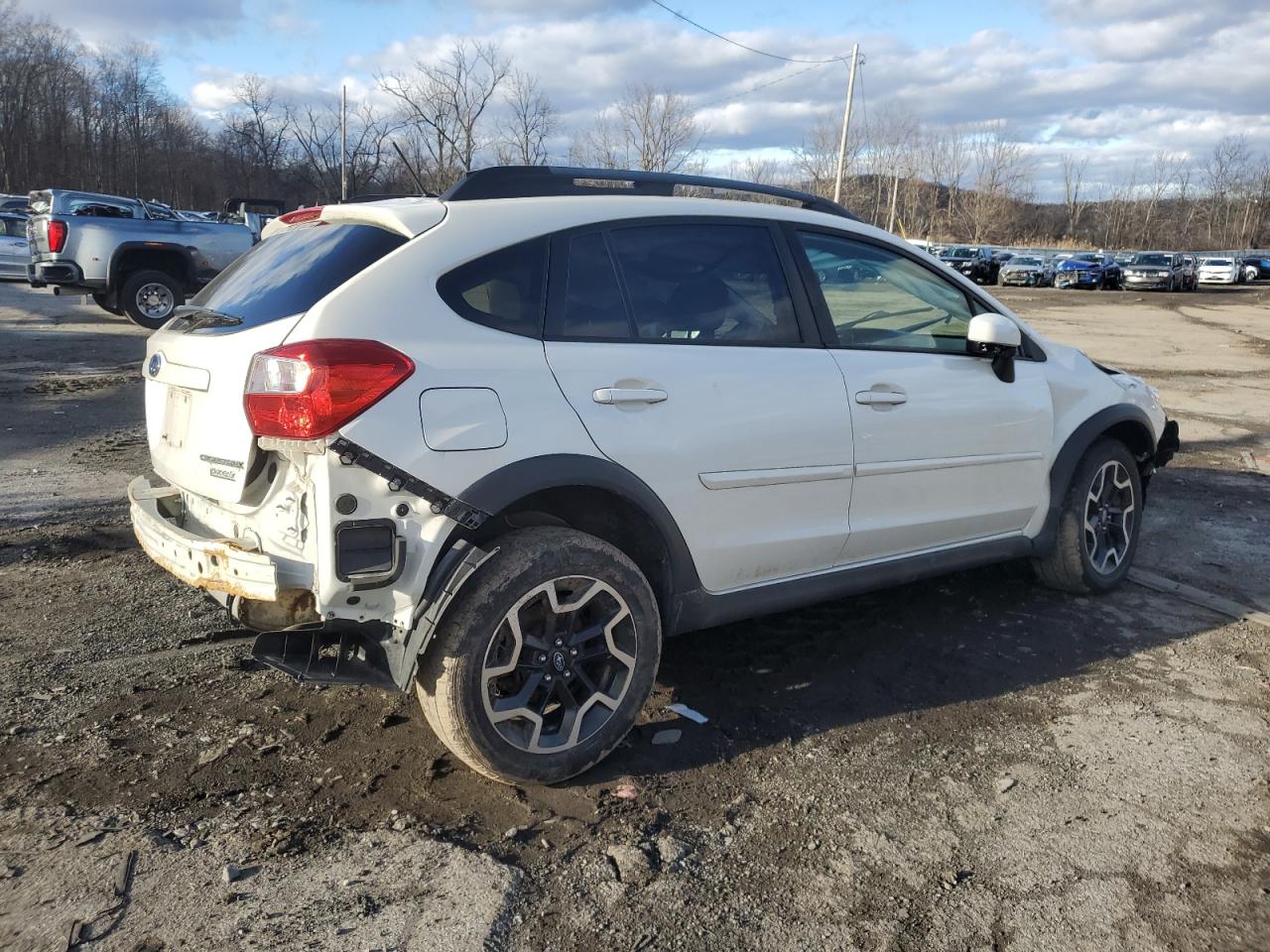 2016 Subaru XV - Image 3